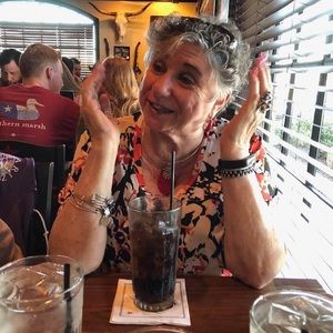 Meet your Posher, Ellyn